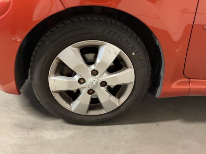 Toyota Aygo 1.0 City 2012 – снимка 3