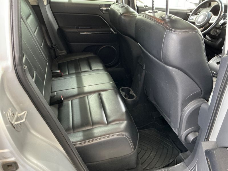 Jeep Compass 2.4 Limited 4x4 — zdjęcie 14