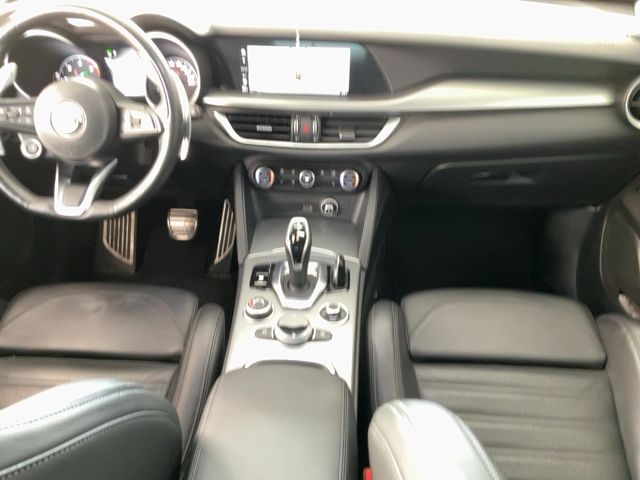 Alfa Romeo 2021 — photo 18