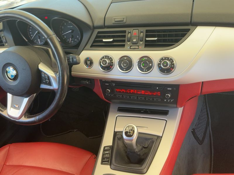 BMW Z4 sDrive 23i — zdjęcie 12