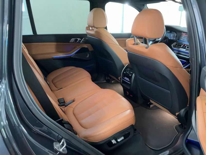 BMW X7 xDrive 40d Mild-Hybrid M Sport — zdjęcie 14