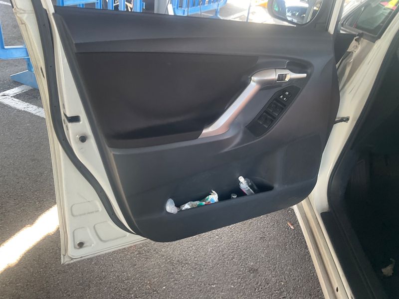 Toyota Verso 2.0 D-4D Active 2012 – снимка 40