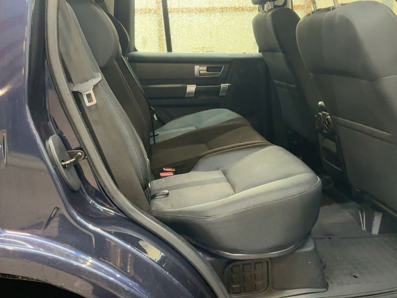 Land Rover Discovery 4 3.0 TD V6 TDV6 S 2015 – снимка 19