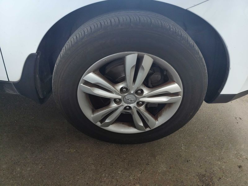 Hyundai ix35 1.7 CRDi Comfort 2WD — zdjęcie 14