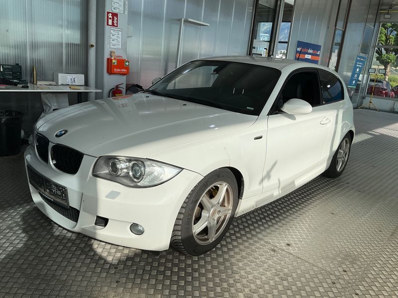 BMW 1er 120i 2007 – снимка 1