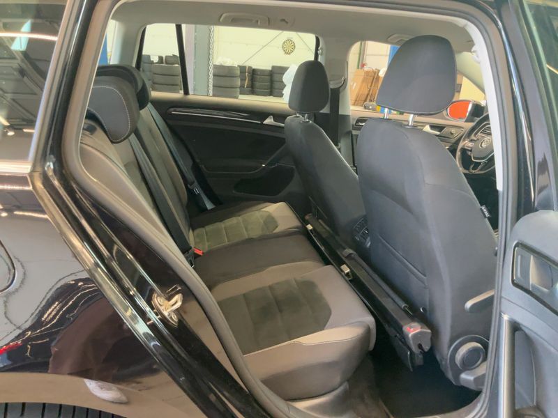 Volkswagen Golf VII 2.0 TDI Highline BlueMotion Tech 2020 – снимка 20