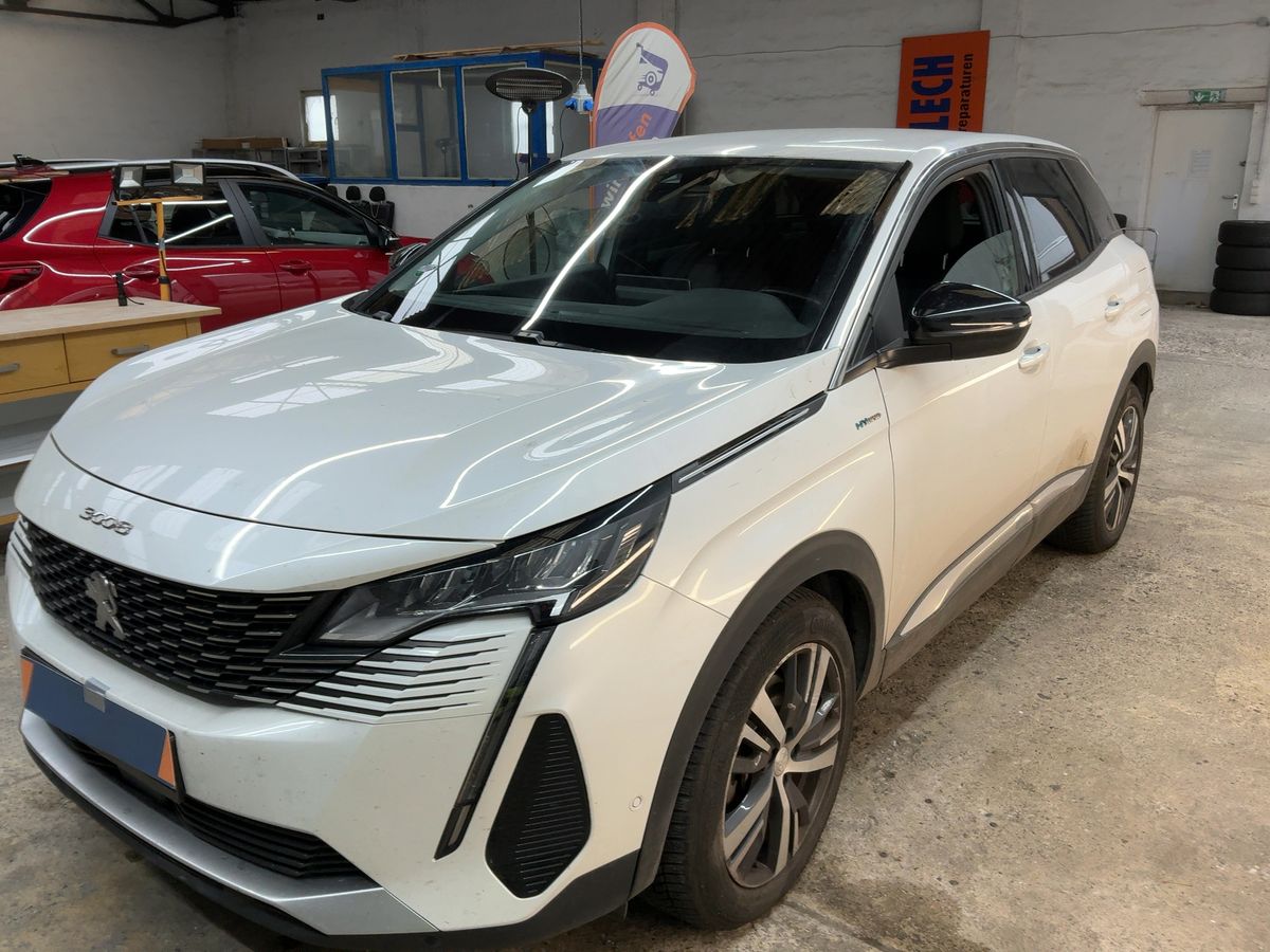 Peugeot 3008 2022 — photo 1