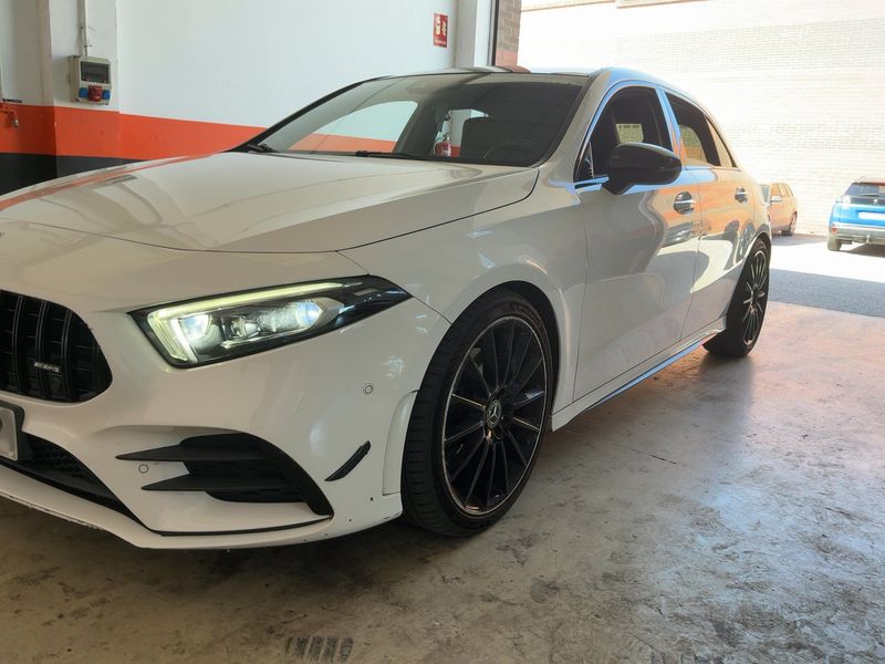 Mercedes-Benz A-Klasse A 220 AMG Line — zdjęcie 2