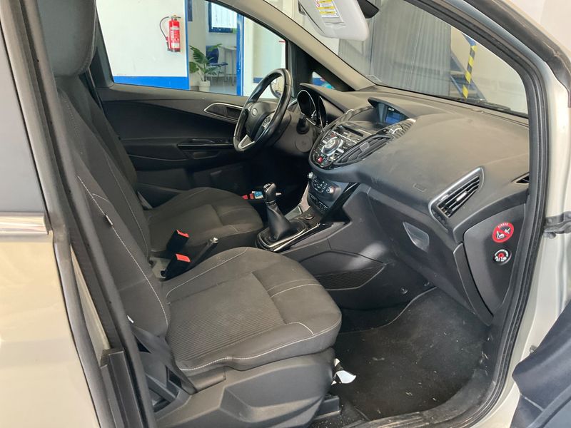 Ford B-Max 1.0 EcoBoost Titanium — zdjęcie 3