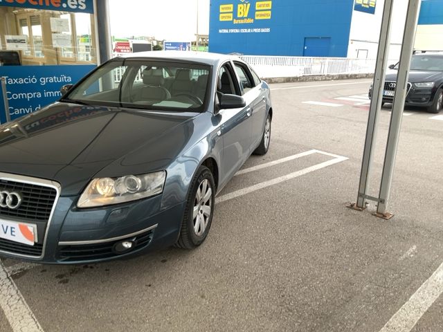 Audi A6 2.4 V6 quattro