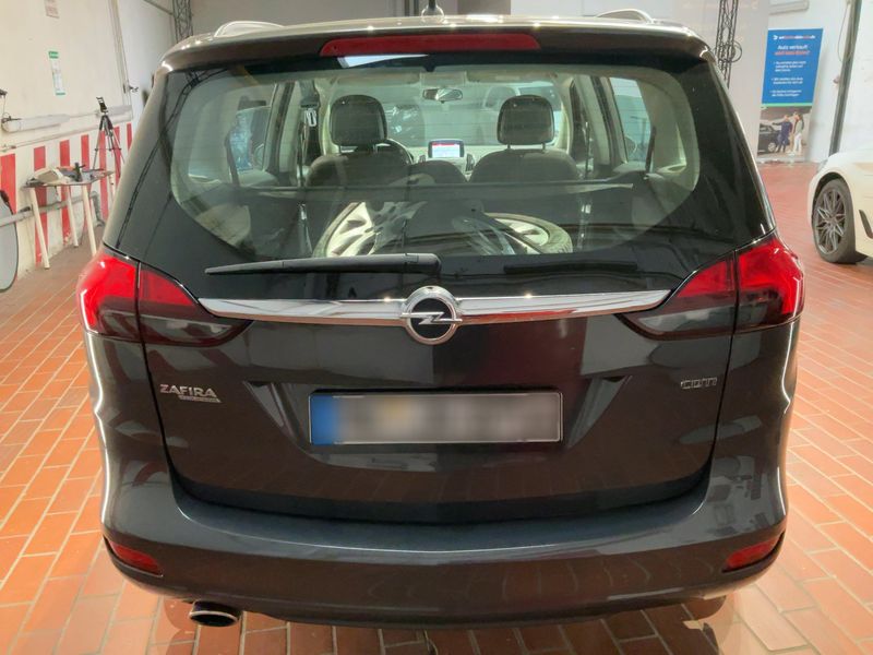 Opel Zafira Tourer 2.0 CDTI Business Edition — zdjęcie 5