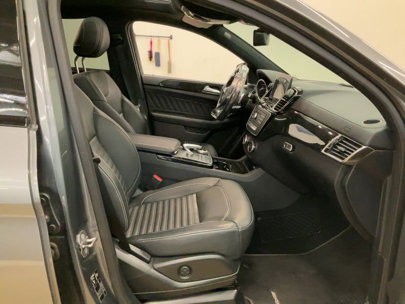 Mercedes-Benz GLE-Klasse GLE 350 d 4Matic AMG Line 2018 – снимка 16