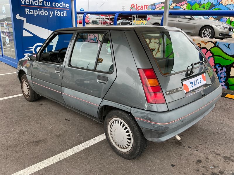 Renault 5 1.4 Campus — zdjęcie 2