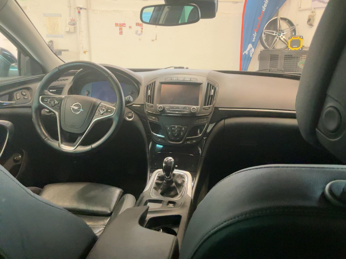 Opel Insignia 2015 — photo 18
