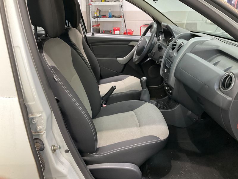 Dacia Duster 1.6 Ice 4x2 — zdjęcie 3