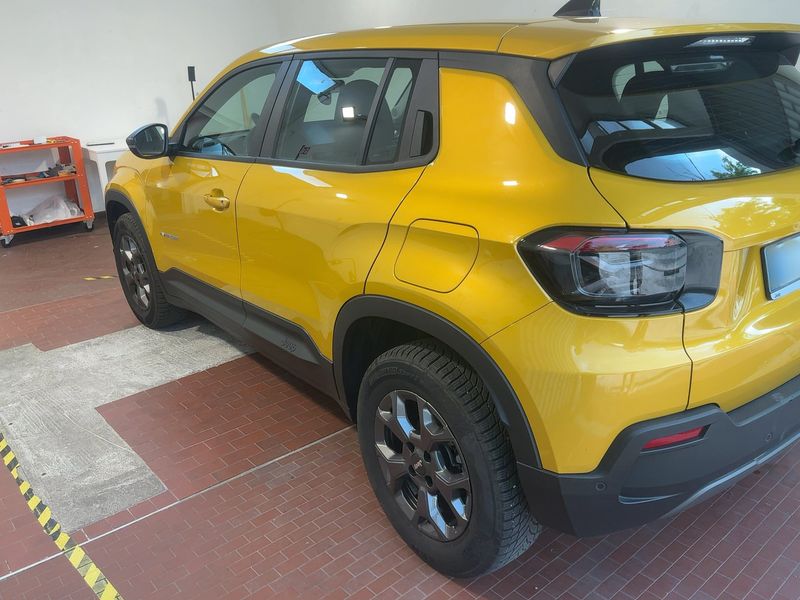 Jeep Avenger 1.2 T-GDI Longitude — zdjęcie 3