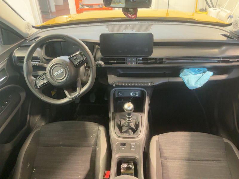 Jeep Avenger 1.2 T-GDI Longitude — zdjęcie 12
