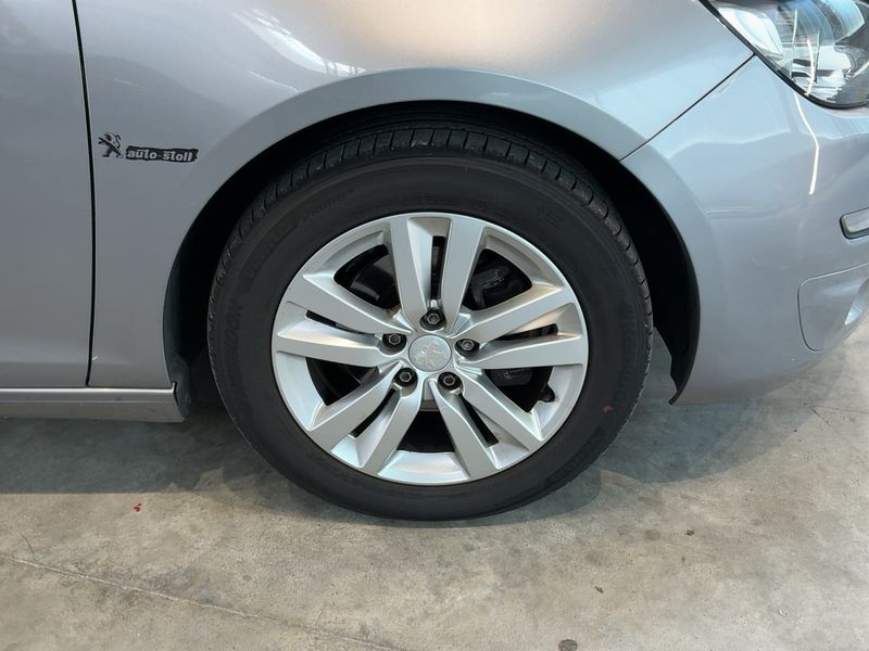 Peugeot 308 1.6 e-HDi Active 2014 – снимка 11