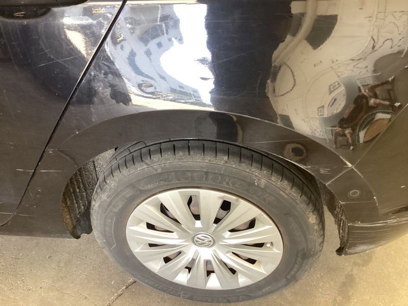 Volkswagen Golf VII Sportsvan 1.6 TDI Trendline BlueMotion Tech 2015 – снимка 30