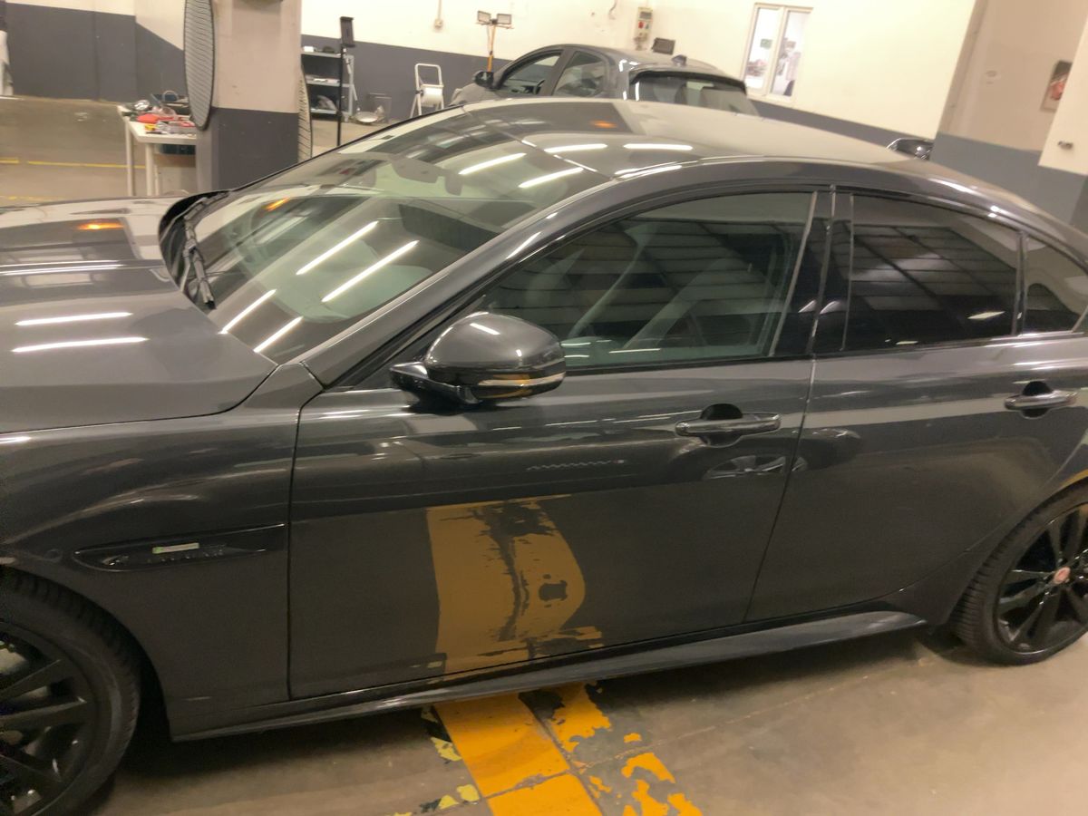 Jaguar XE 2018 — photo 5