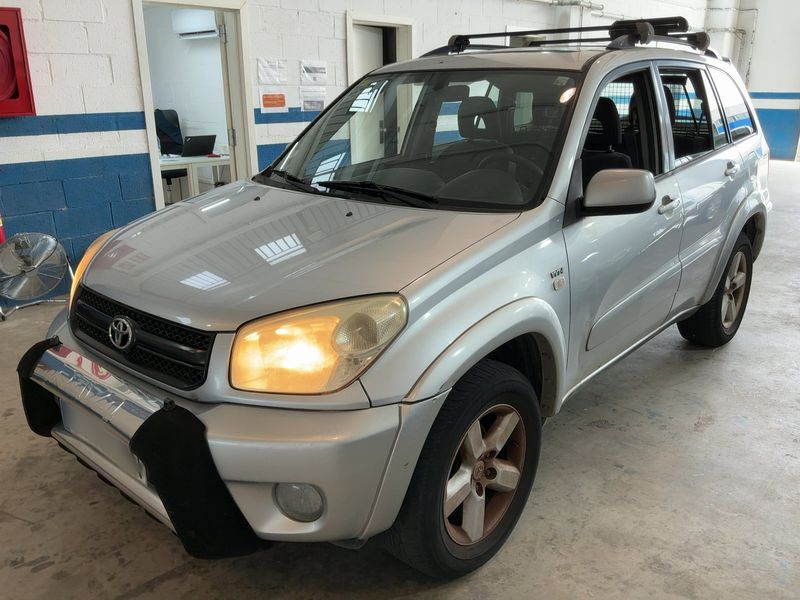 Toyota RAV 4 2.0 4x4