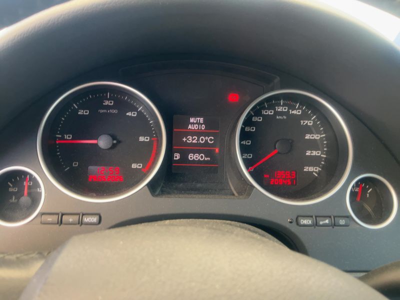 Seat Exeo 2.0 TDI Sport — zdjęcie 13