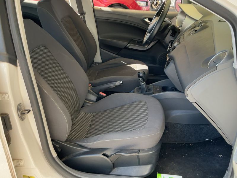 Seat Ibiza 1.6 TDI Good Stuff — zdjęcie 11