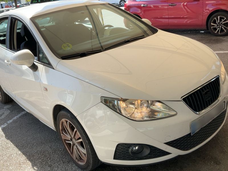 Seat Ibiza 1.6 TDI Good Stuff — zdjęcie 8