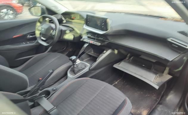 Peugeot 2008 1.5 Blue-HDi Active Pack — zdjęcie 10