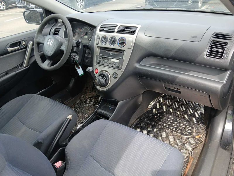 Honda Civic 1.7 CDTI CTDi ES — zdjęcie 11