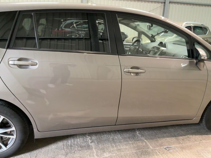 Toyota Verso 1.6 D-4D Comfort — zdjęcie 7