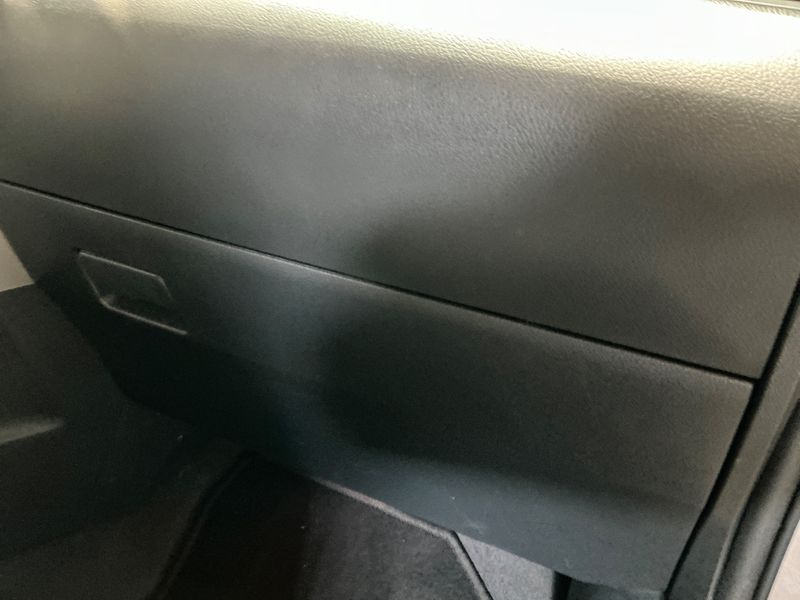 Toyota Verso 1.6 D-4D Comfort 2014 – снимка 34