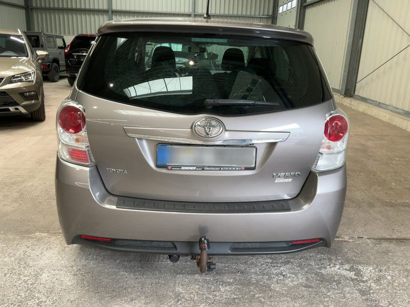 Toyota Verso 1.6 D-4D Comfort — zdjęcie 5