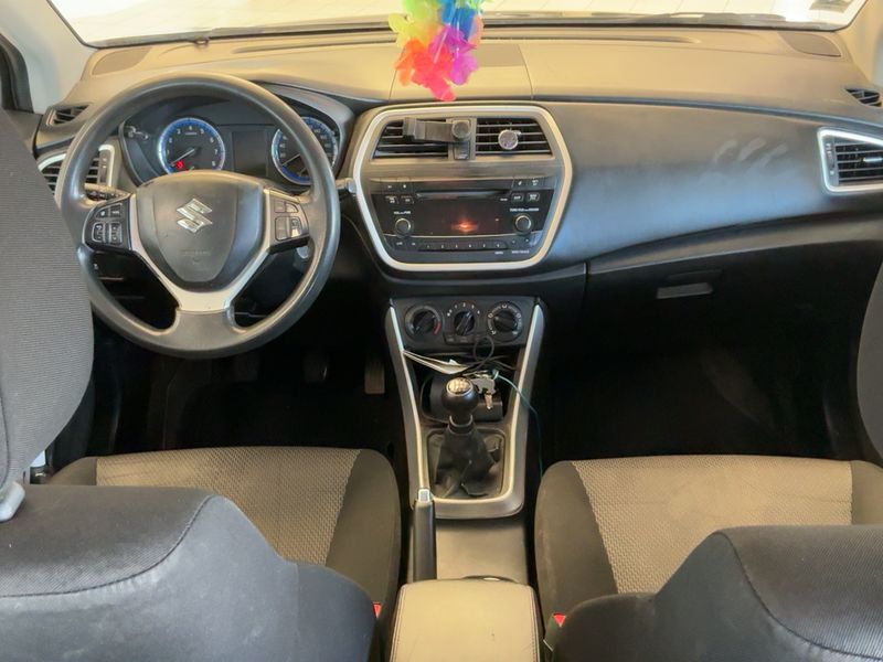 Suzuki SX4 S-Cross 1.6 Cool 2WD — zdjęcie 12