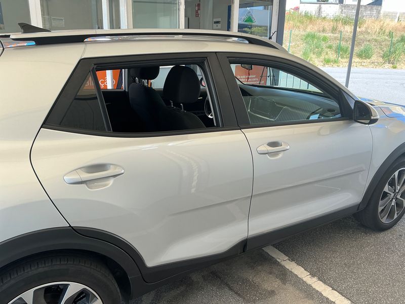 Kia Stonic 1.0 TGDI Dream-Team Edition — zdjęcie 7
