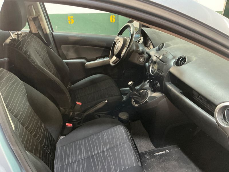 Mazda 2 1.3 Independence — zdjęcie 3