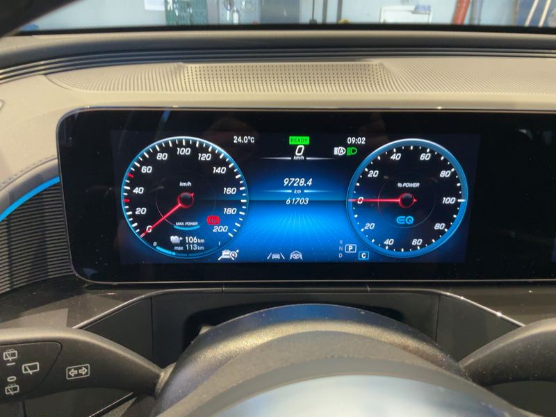 Mercedes-Benz EQC electric drive 300 kW 4Matic AMG Line — zdjęcie 13