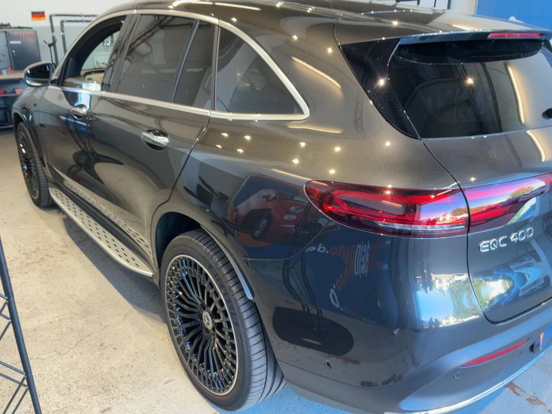 Mercedes-Benz EQC electric drive 300 kW 4Matic AMG Line — zdjęcie 3