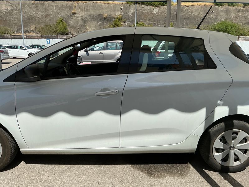 Renault Zoe electric drive 80 kW Intens — zdjęcie 4