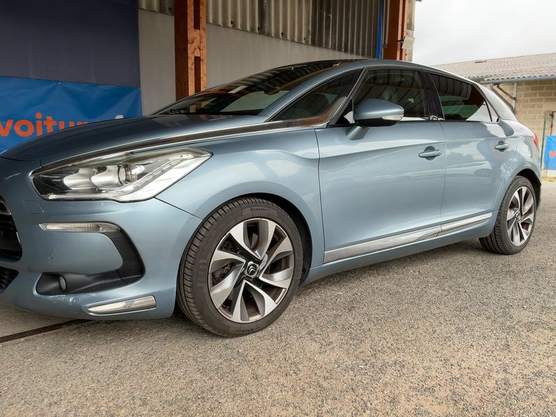 Citroen DS5 2.0 HDi SportChic — zdjęcie 2