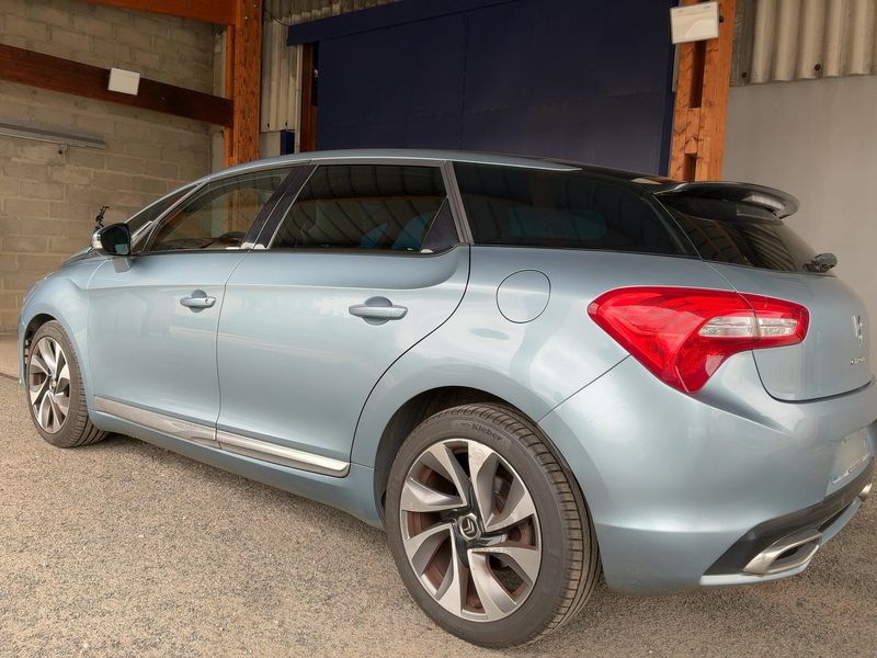 Citroen DS5 2.0 HDi SportChic — zdjęcie 3