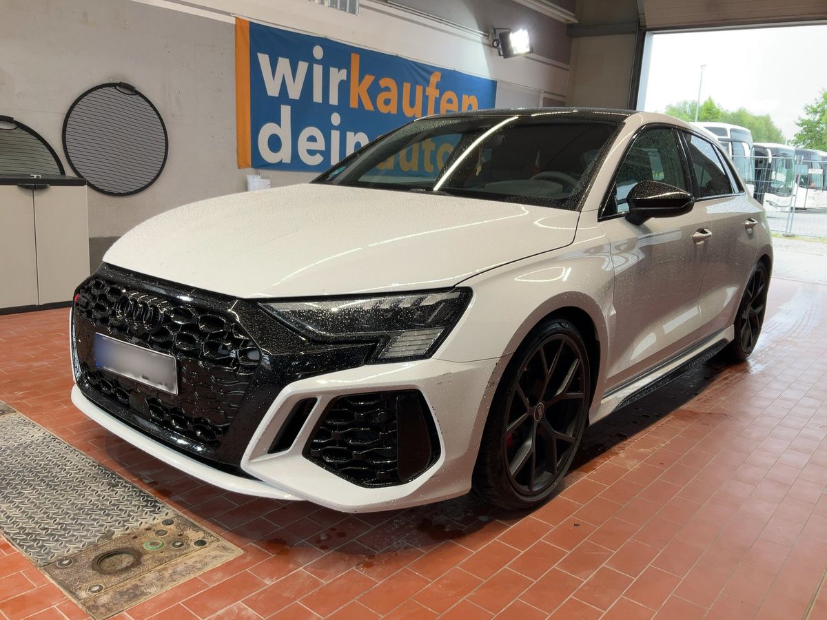 Audi RS 2024 — photo 1