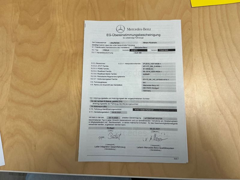 Mercedes-Benz CLA-Klasse CLA 180 Progressive — zdjęcie 16