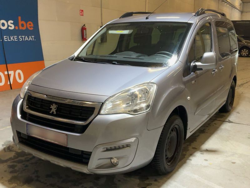 Peugeot Partner 1.2 PureTech Active — zdjęcie 1