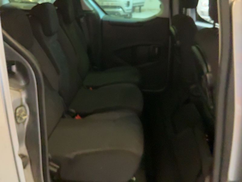 Peugeot Partner 1.2 PureTech Active — zdjęcie 14