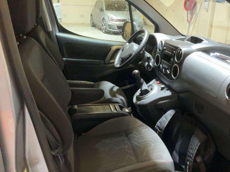 Peugeot Partner 1.2 PureTech Active — zdjęcie 11