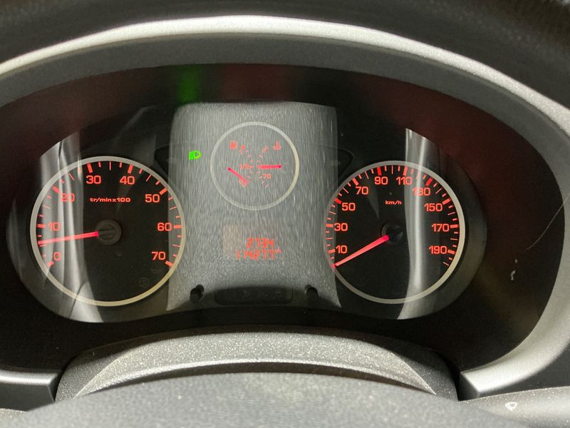 Peugeot Partner 1.2 PureTech Active — zdjęcie 13