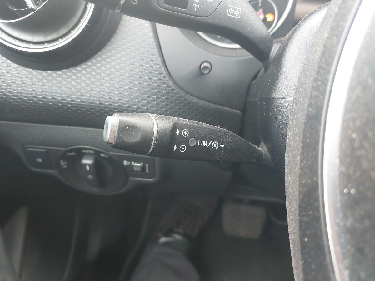 Mercedes-Benz A-Klasse 2015 — photo 27