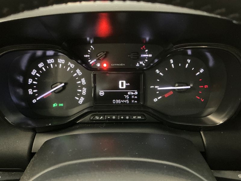 Citroen C3 Aircross 1.2 PureTech Feel — zdjęcie 13