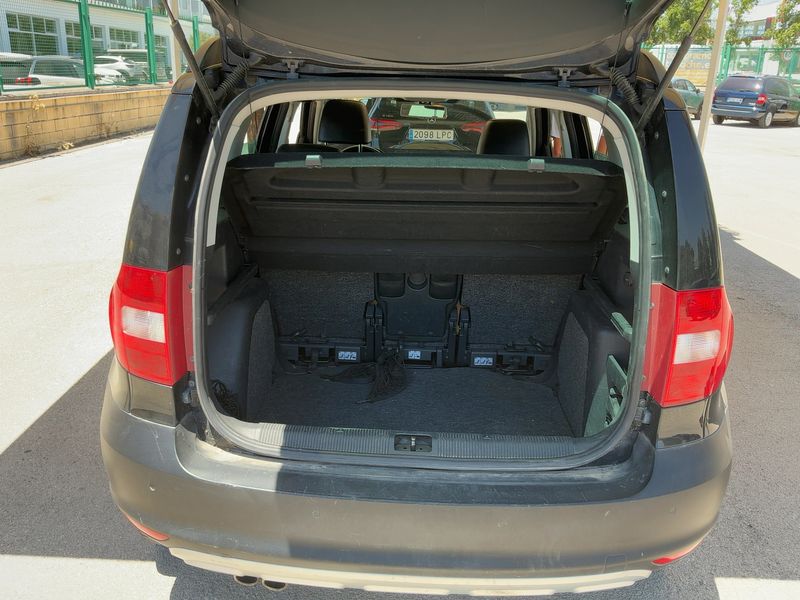 Skoda Yeti 2.0 TDI Experience 4x4 — zdjęcie 10